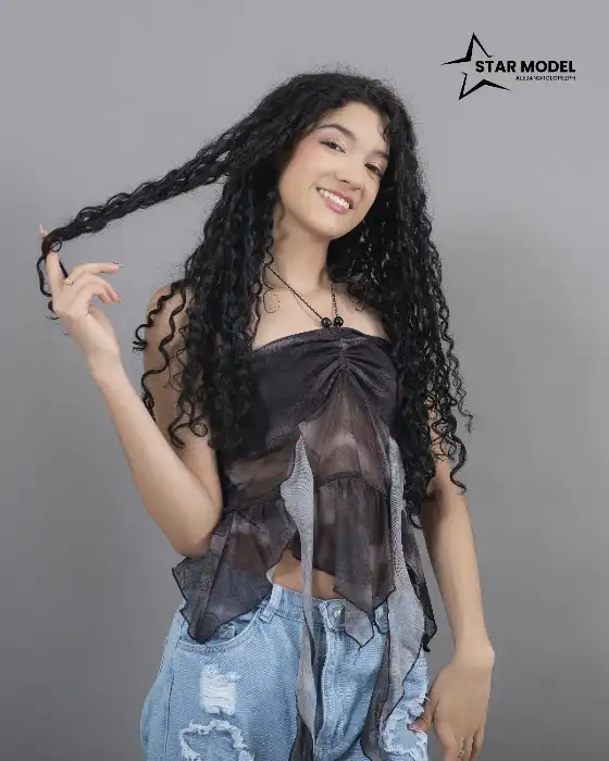 Esteffany Torres foto 3