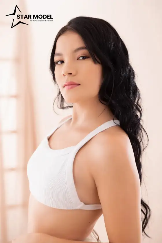 Danna Álvarez foto 1